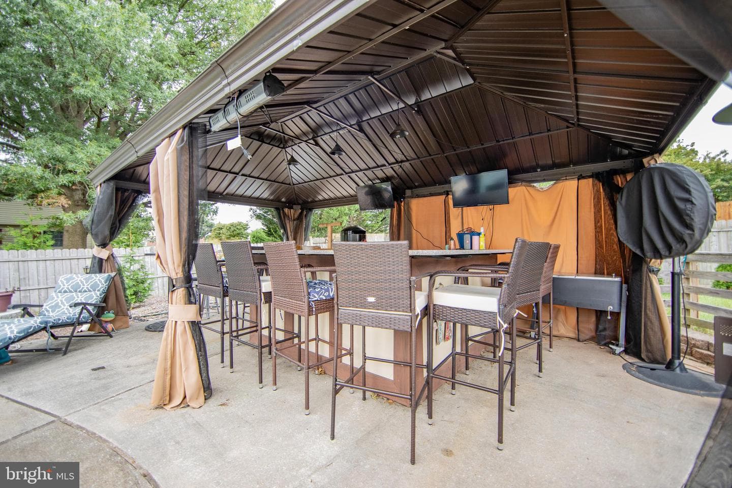 1375 Angela Drive photo 41