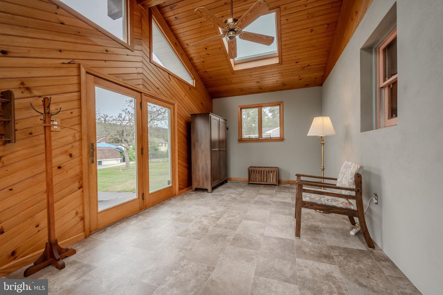 816 Charles Street photo 17