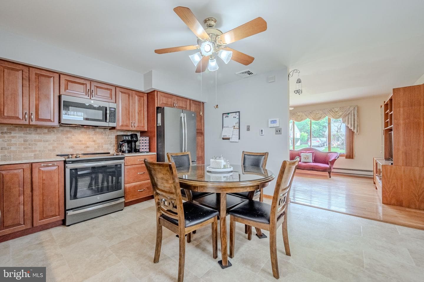 816 Charles Street photo 7