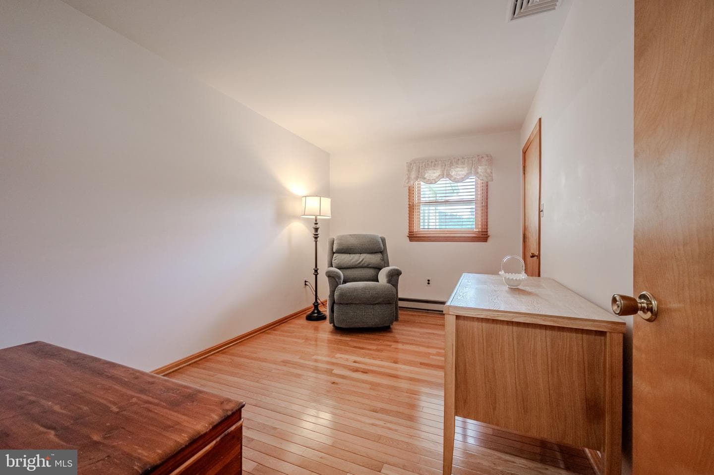 816 Charles Street photo 9