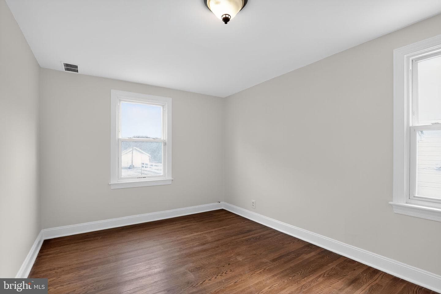 415 Virginia Avenue photo 11