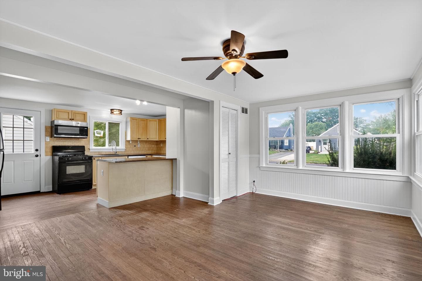 415 Virginia Avenue photo 8