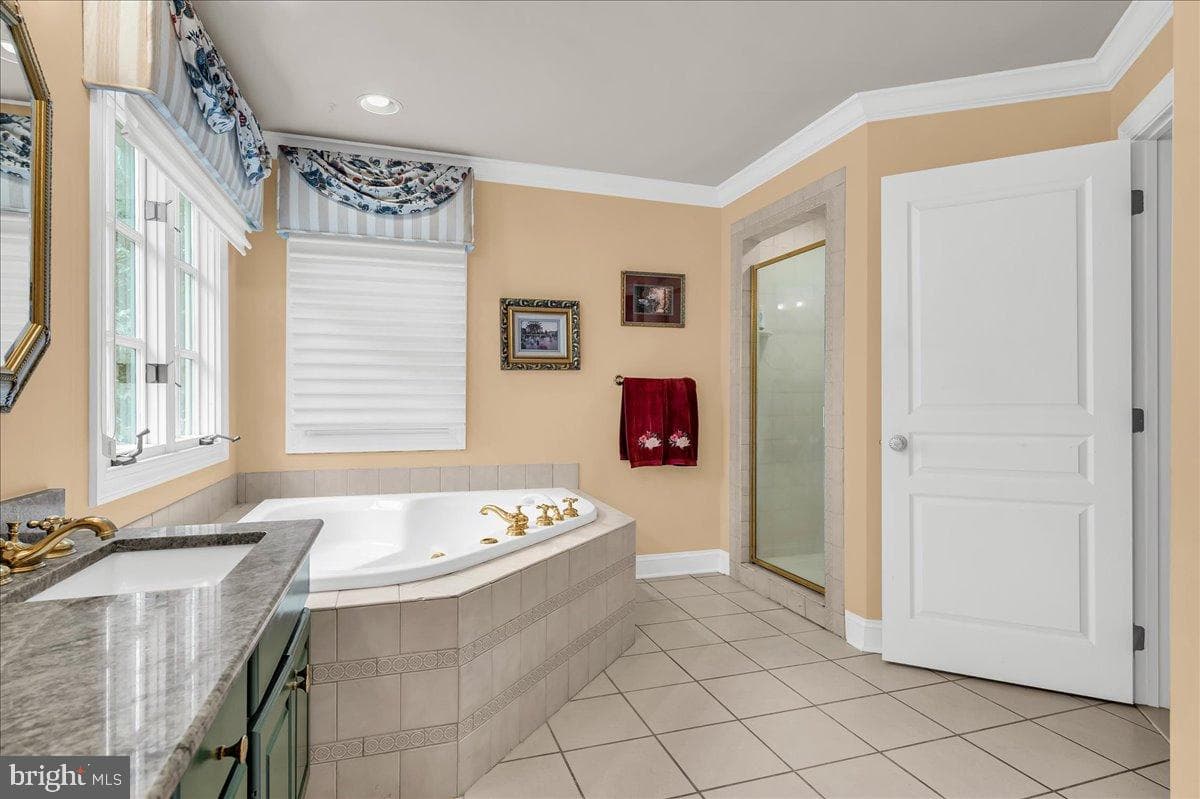 993 Baneswood Drive photo 33