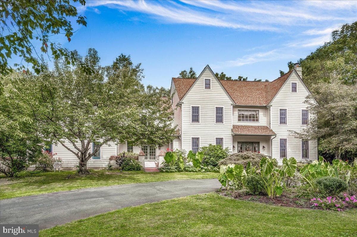 993 Baneswood Drive photo 4