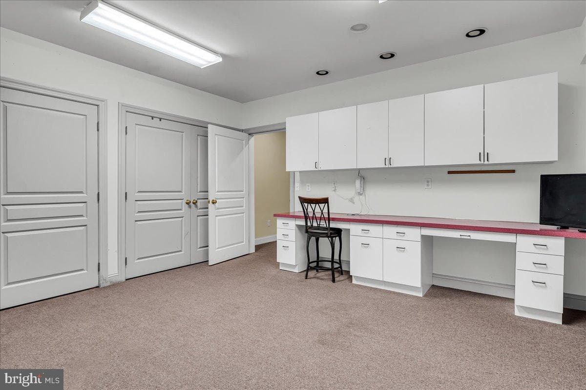 993 Baneswood Drive photo 44