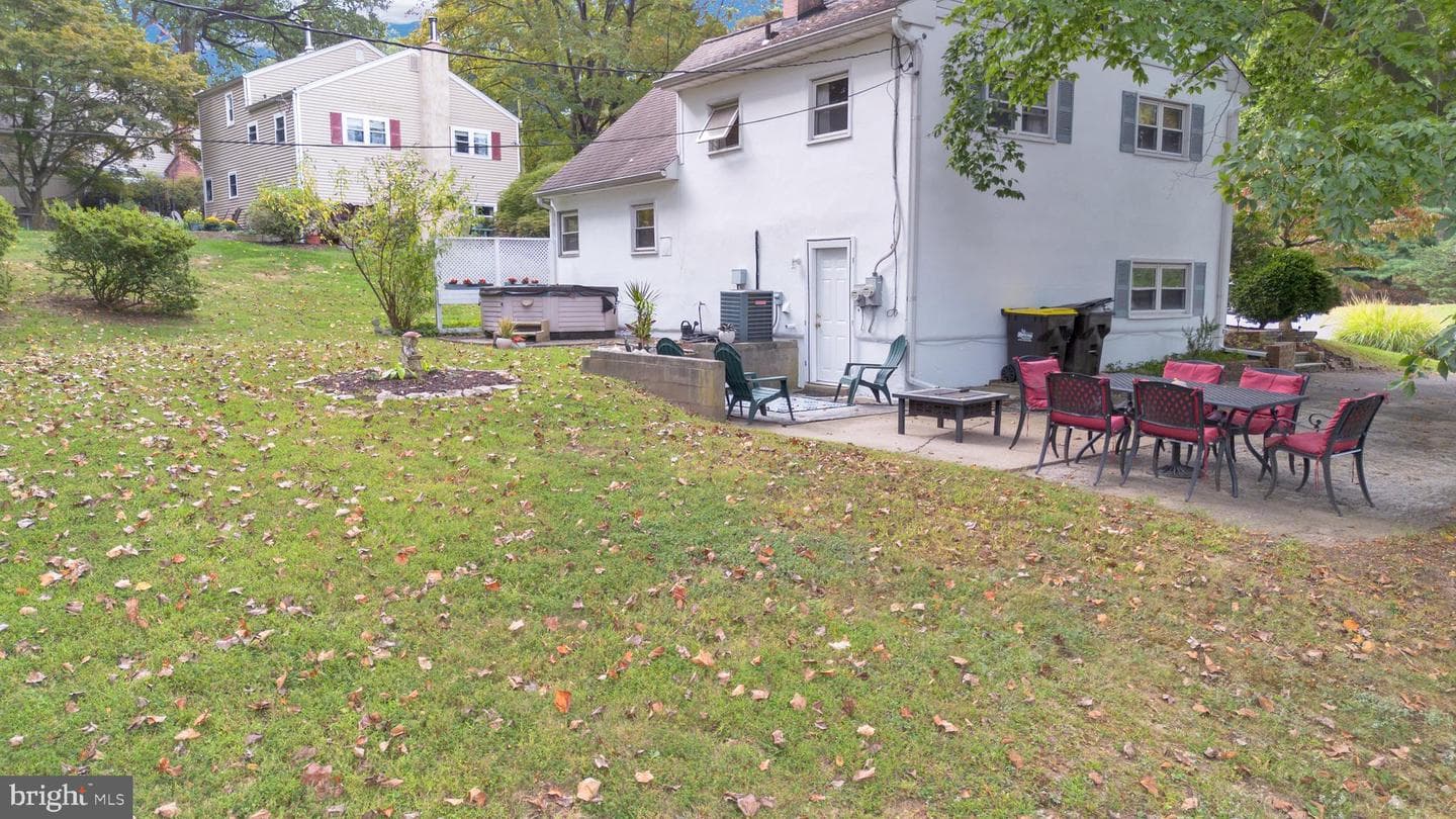 20 Rollingview Drive photo 3