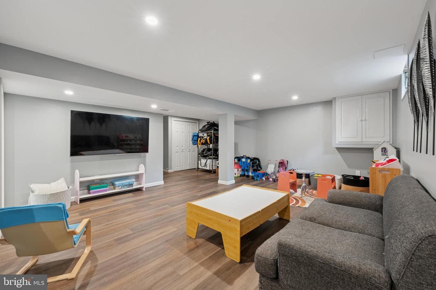 52 Aiken Avenue photo 18