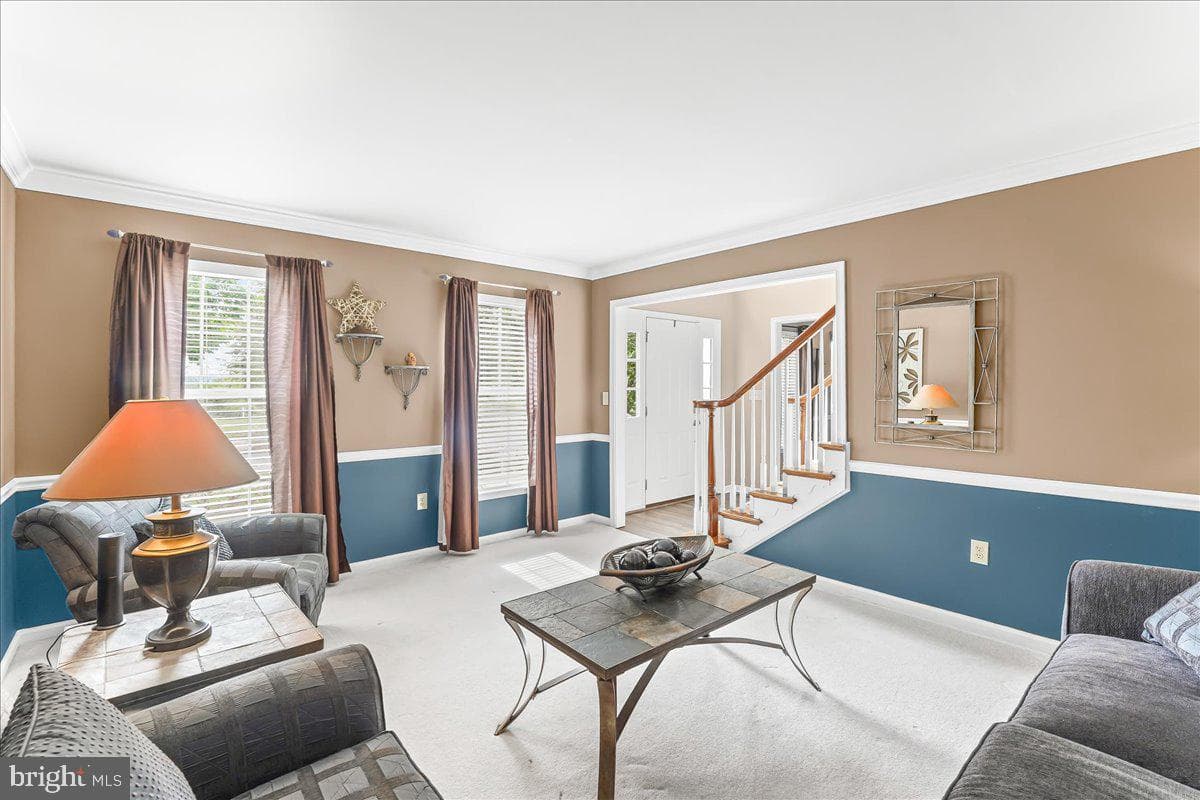 1154 Bateman Drive photo 4