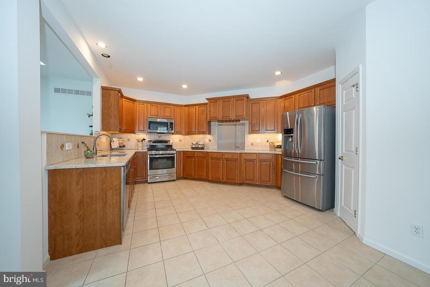 2101 Jacobs Mill Circle photo 19