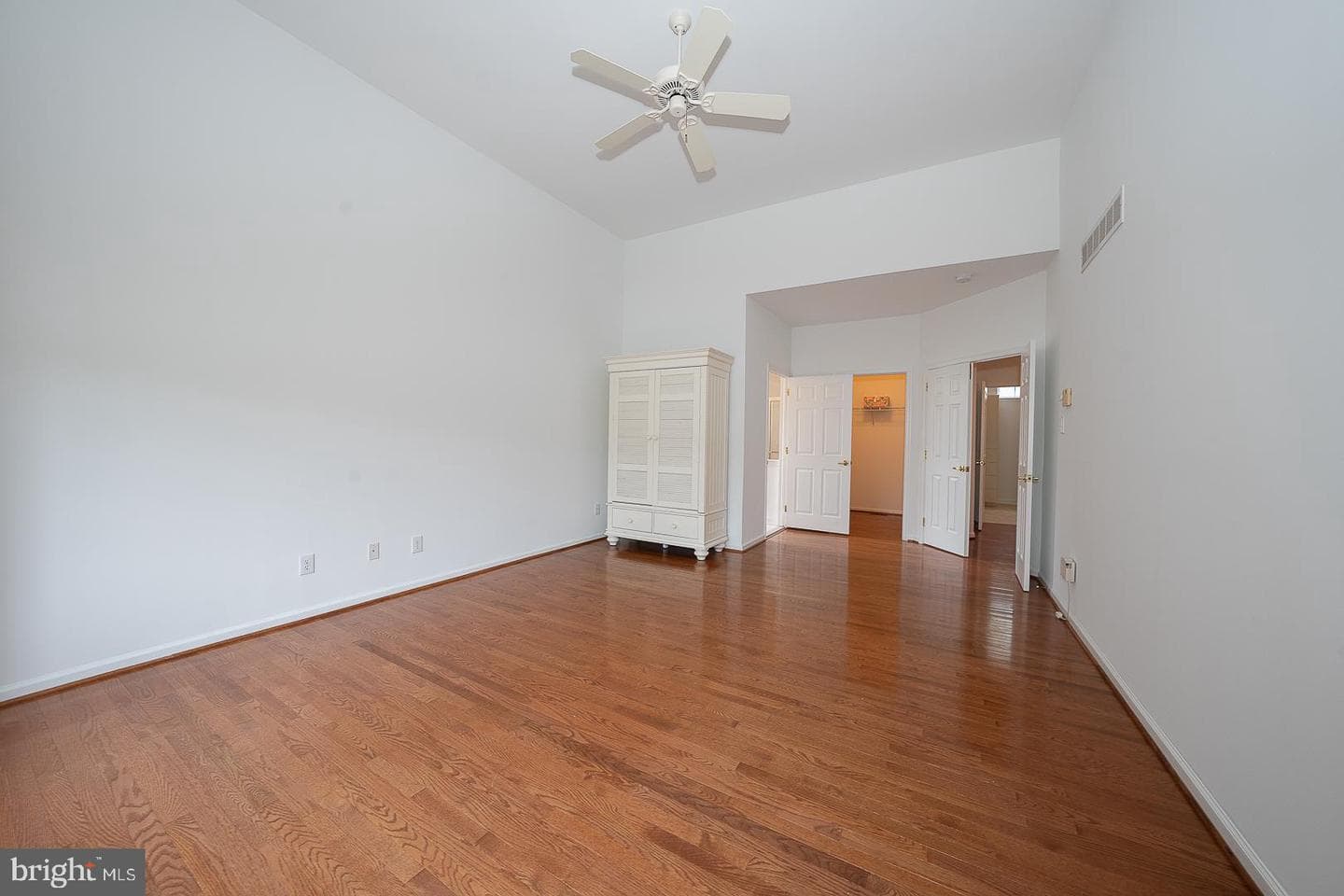2101 Jacobs Mill Circle photo 34