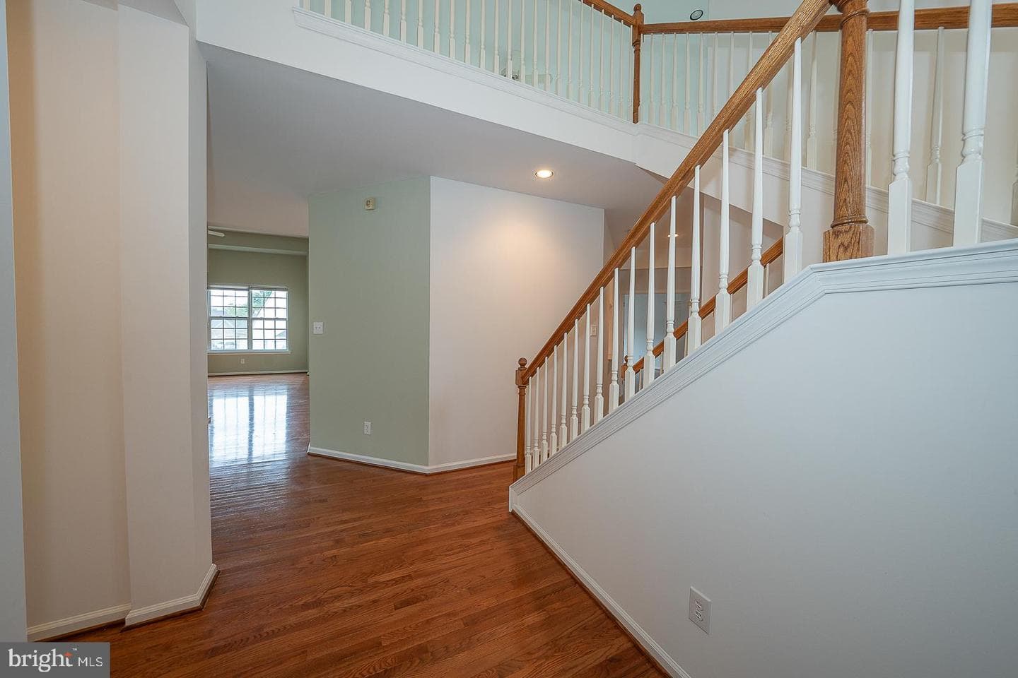 2101 Jacobs Mill Circle photo 5