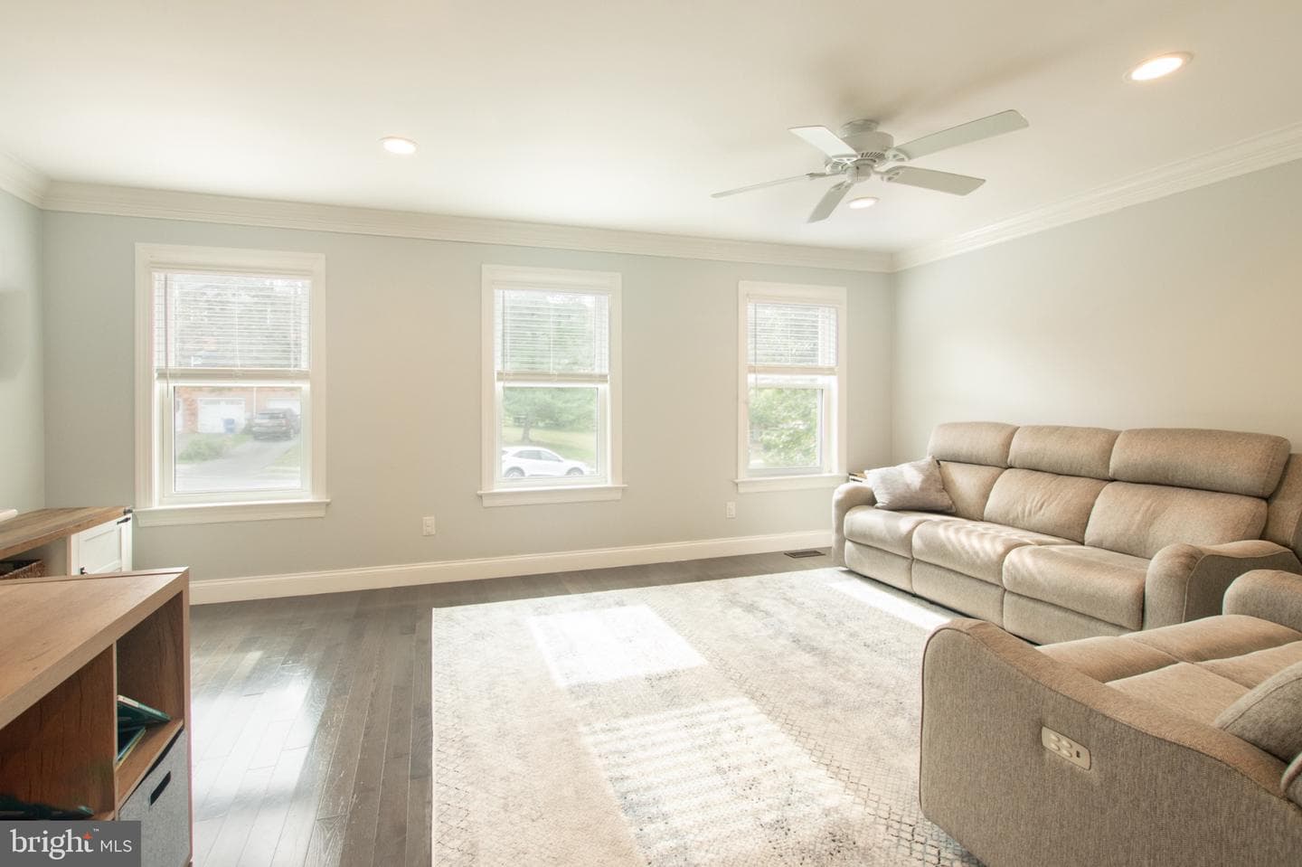 1626 S Coventry Lane photo 9