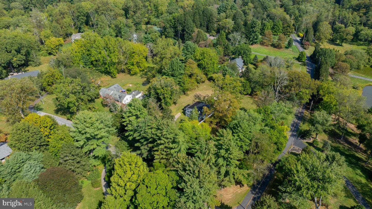 6 McCarthy Drive photo 11