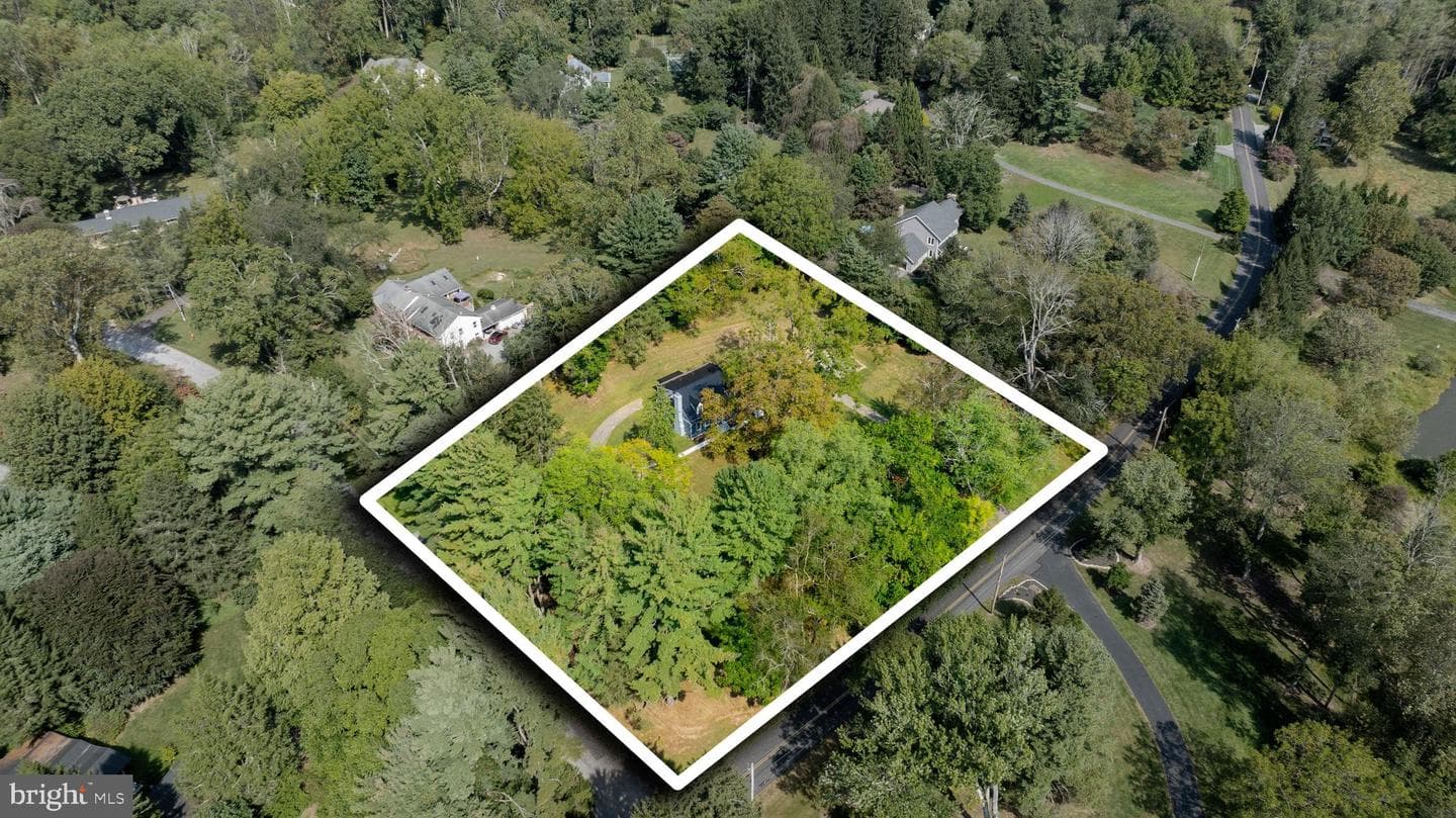 6 McCarthy Drive photo 12