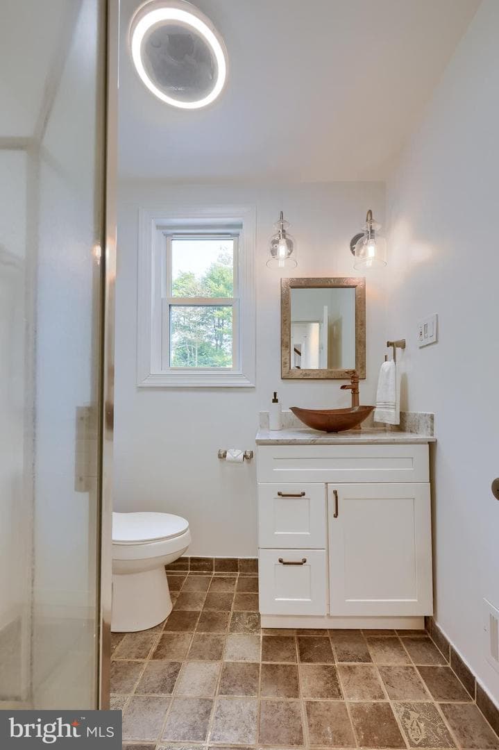 6 McCarthy Drive photo 34