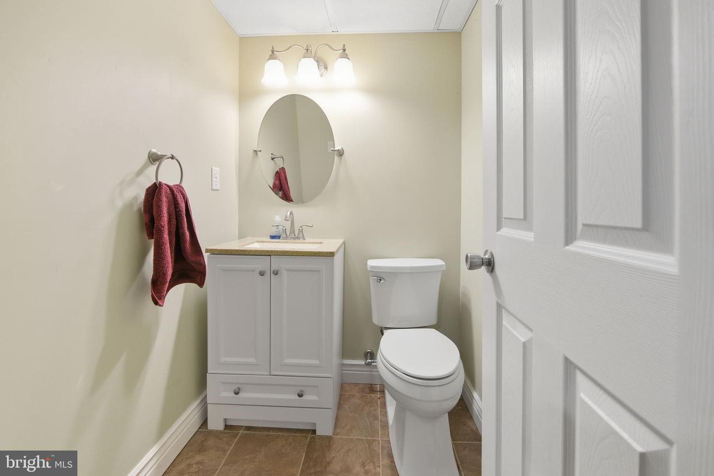 156 Grove Road photo 28