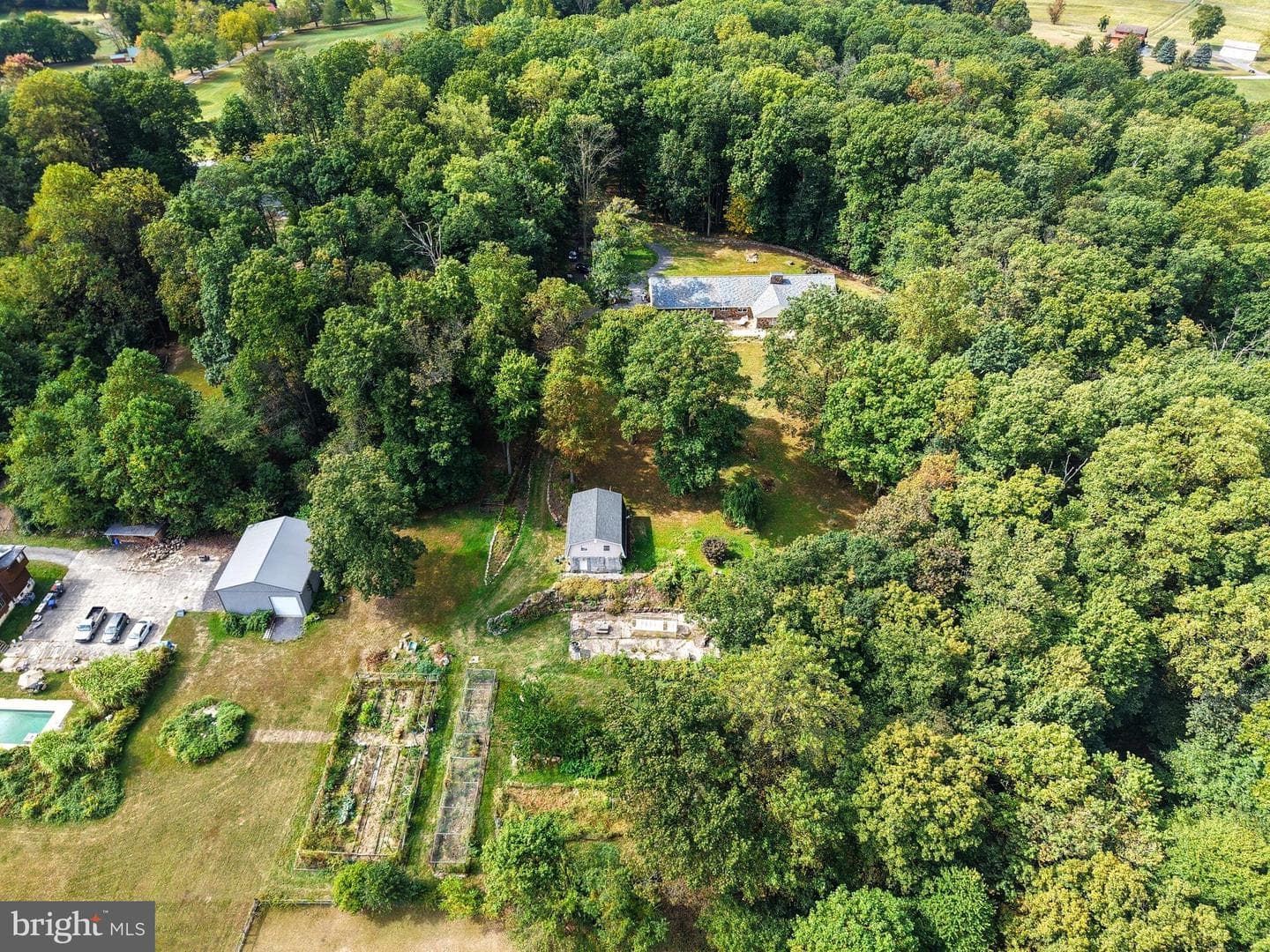 156 Grove Road photo 41