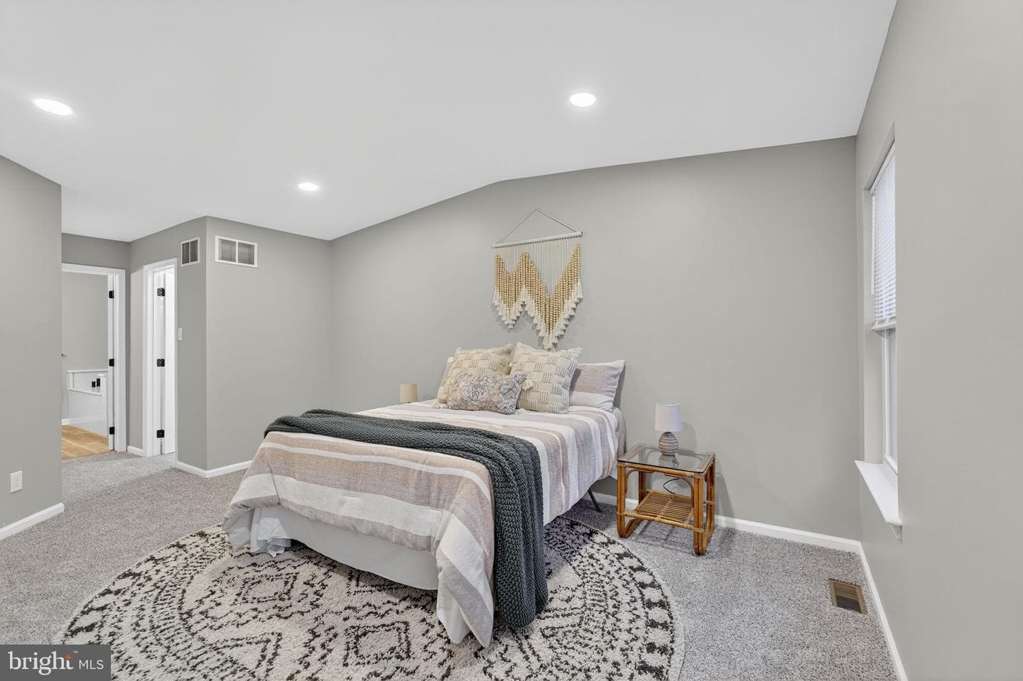 103 Elizabeth Court photo 18