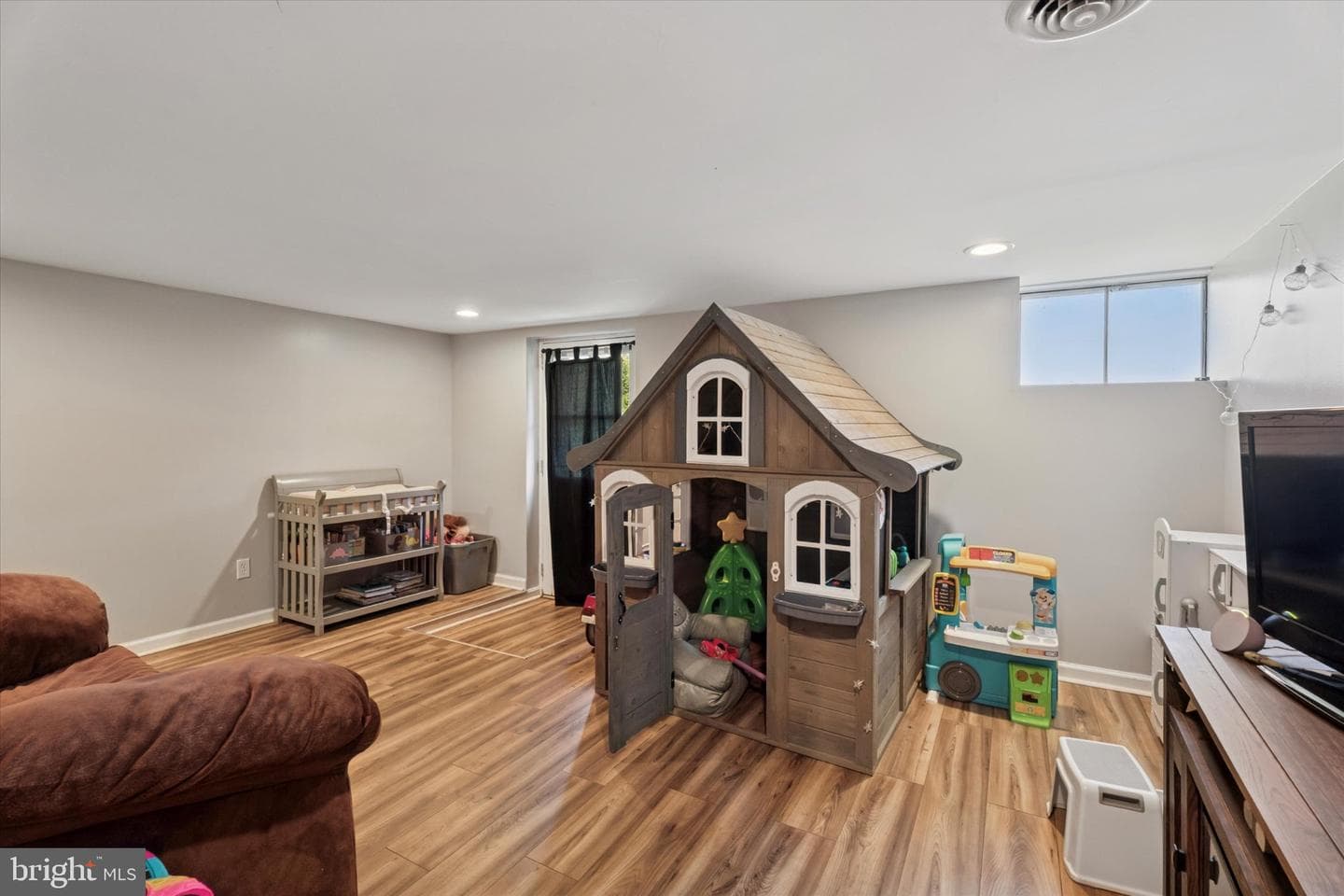 45 Central Avenue photo 19