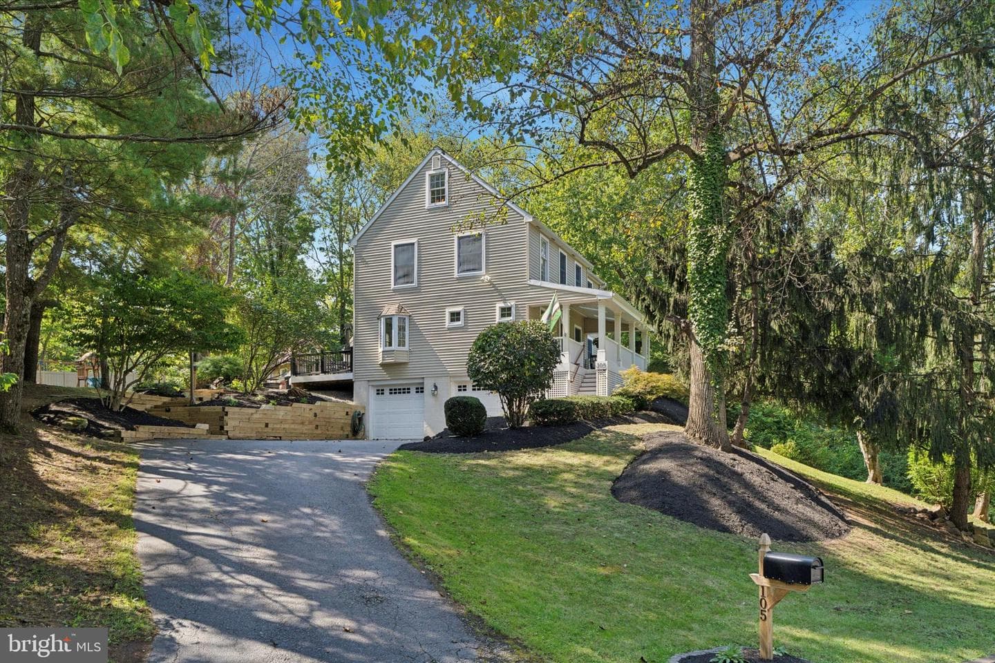 105 Dorothy Lane photo 2