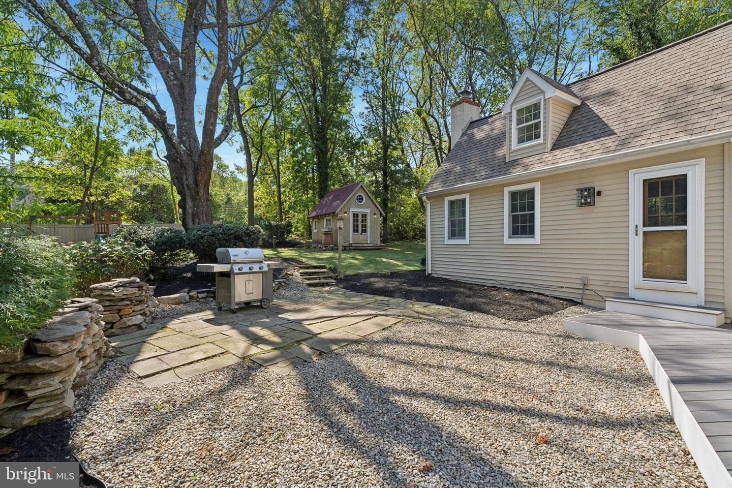 105 Dorothy Lane photo 35