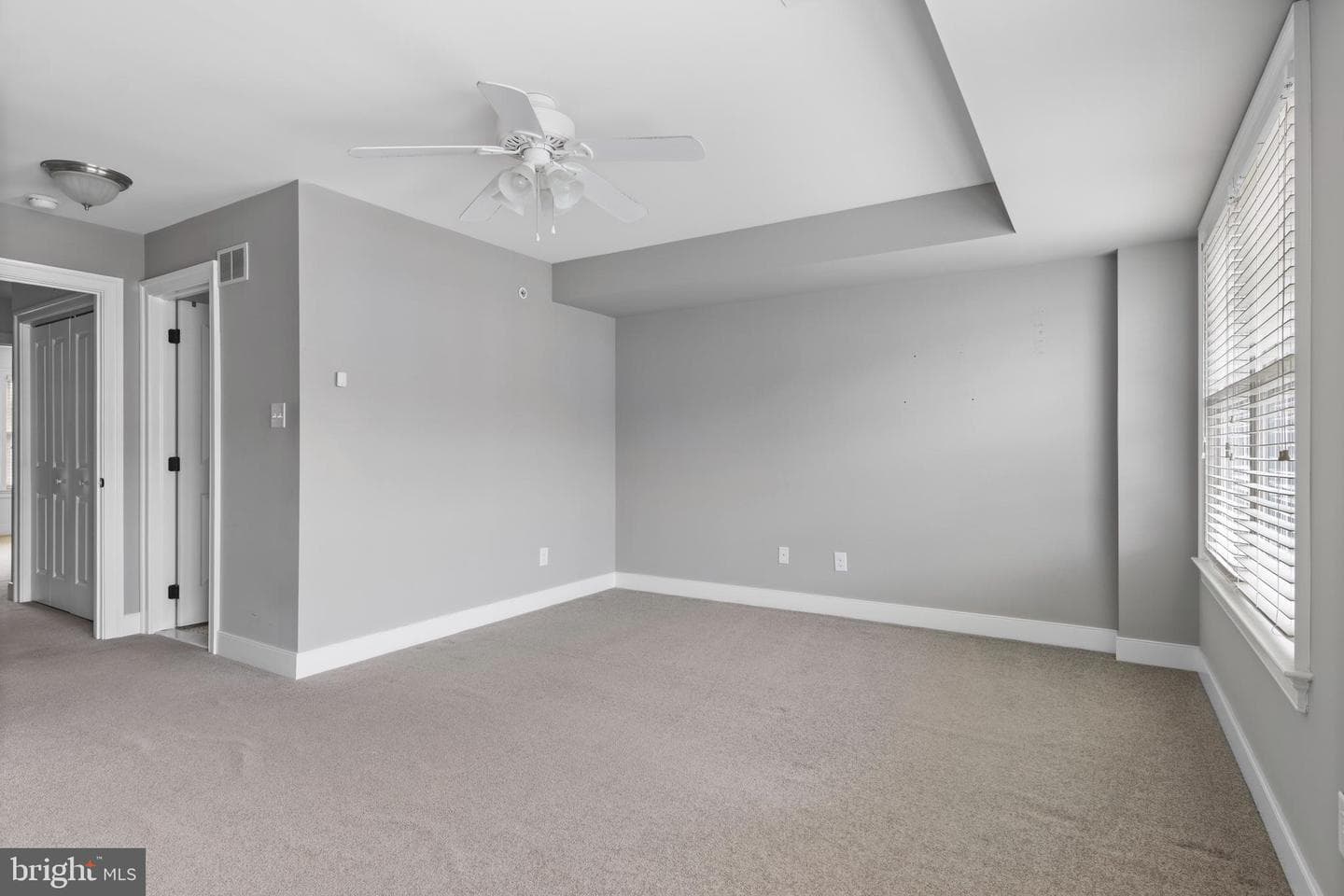 631 W Magnolia Court photo 36
