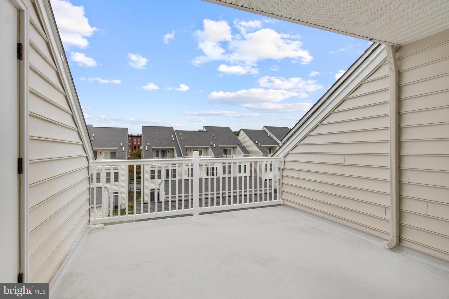 631 W Magnolia Court photo 43