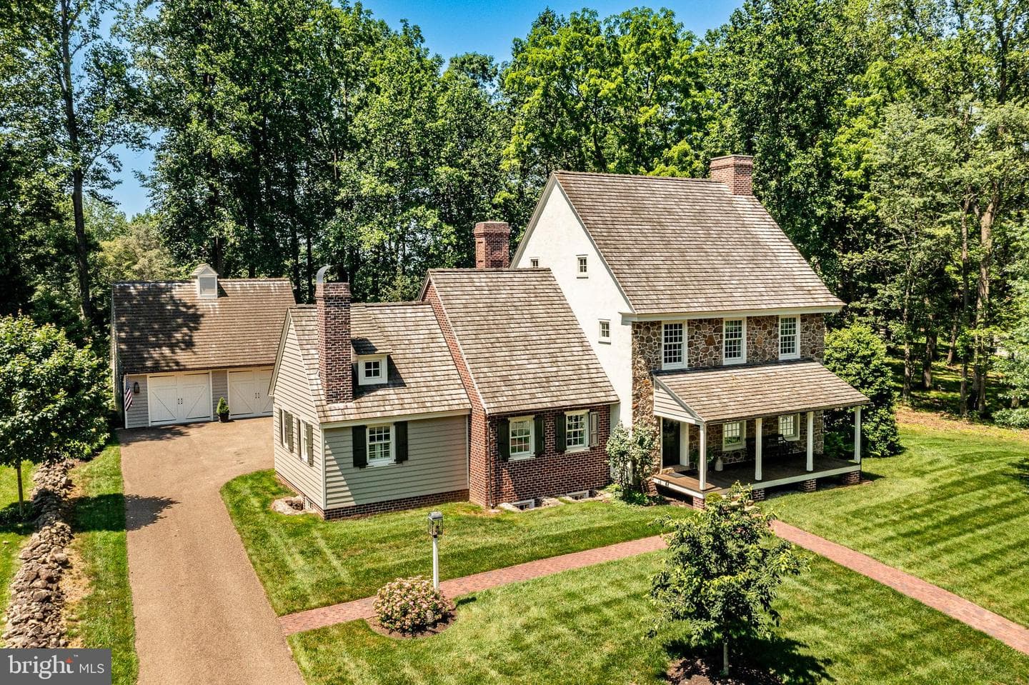 63 Brownstone Lane photo 2