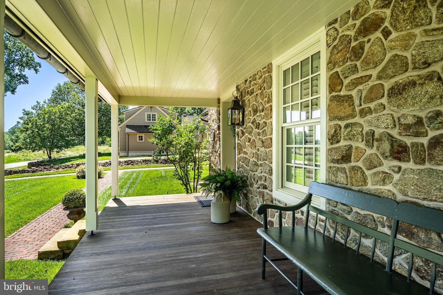 63 Brownstone Lane photo 5