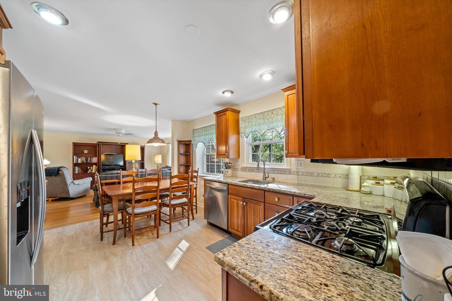 214 Louis Drive photo 11