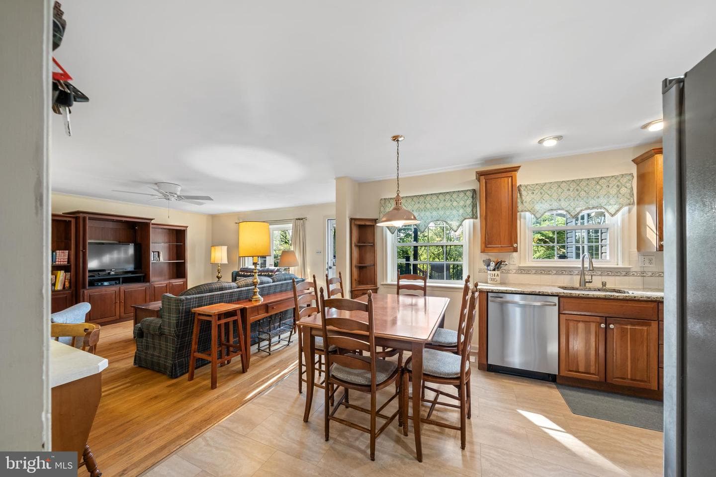 214 Louis Drive photo 13