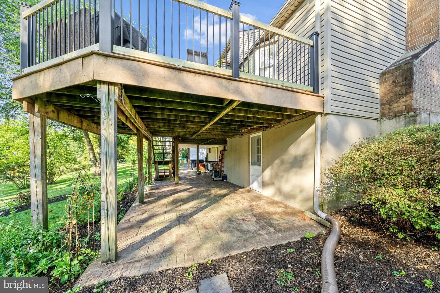 214 Louis Drive photo 40