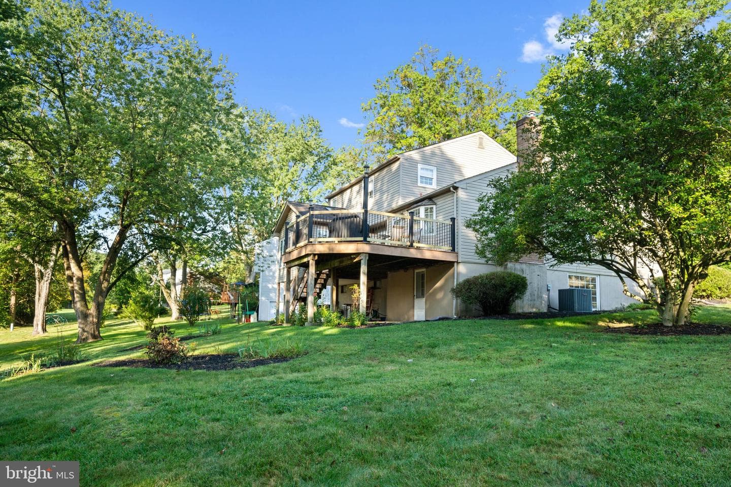 214 Louis Drive photo 41