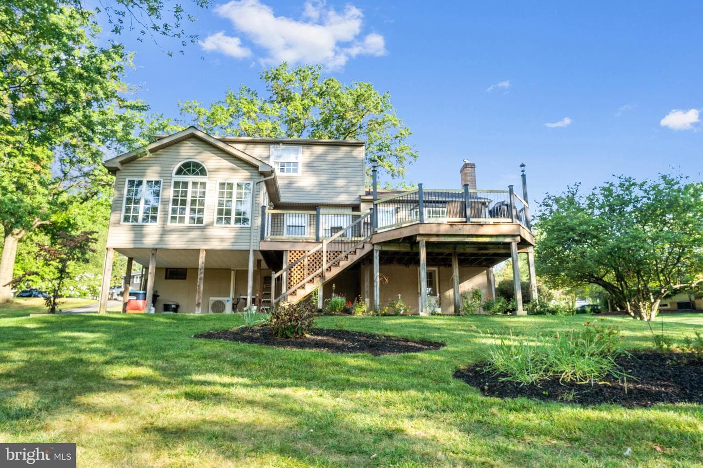 214 Louis Drive photo 43