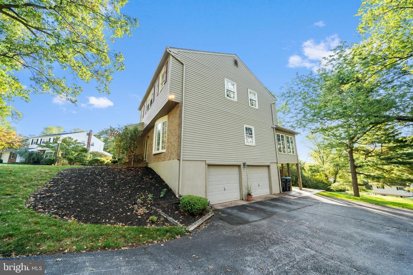 214 Louis Drive photo 46