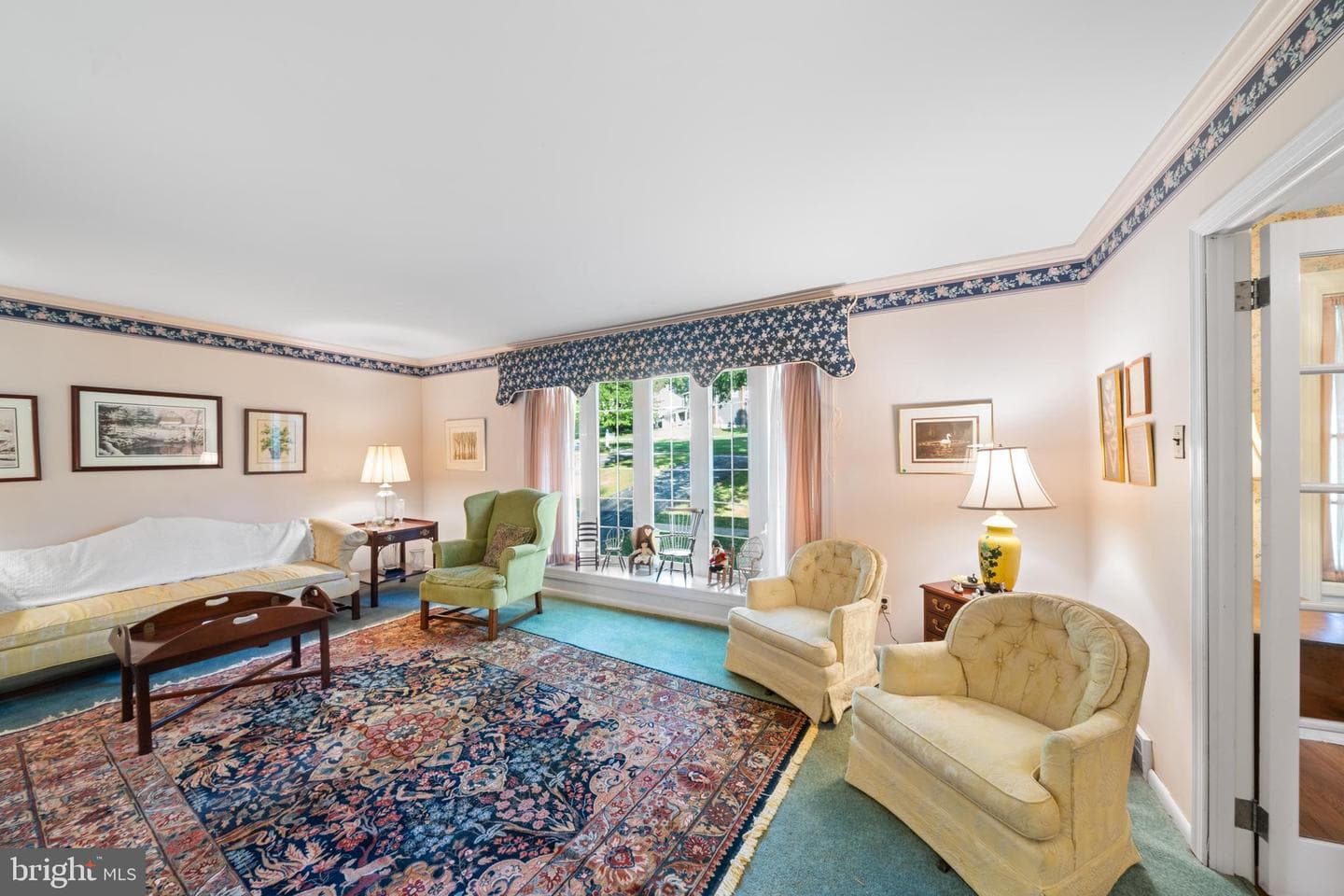 214 Louis Drive photo 5