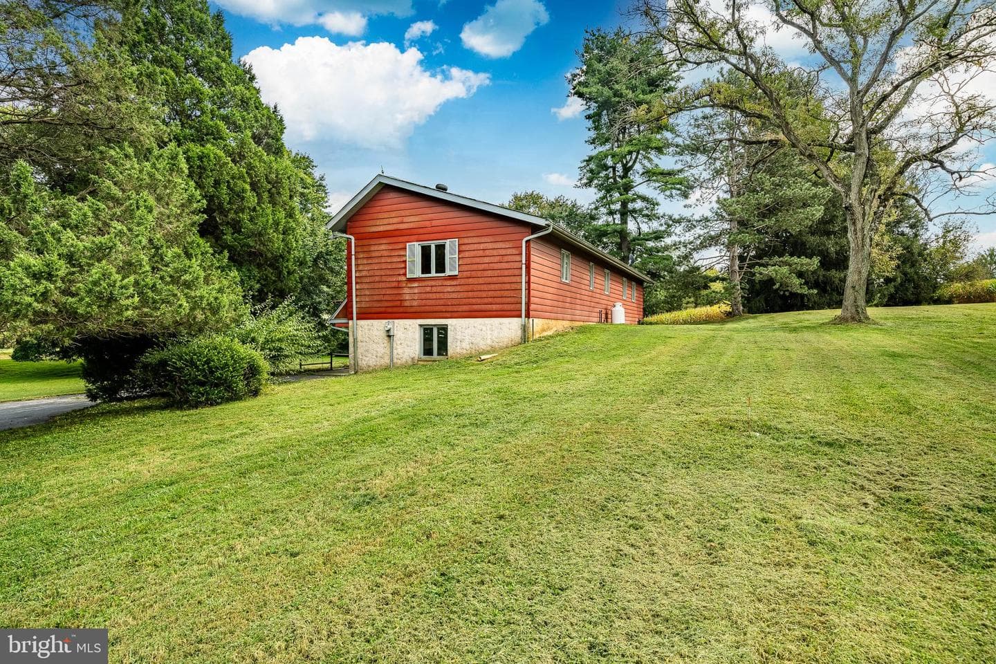 489 Faggs Manor Road photo 8