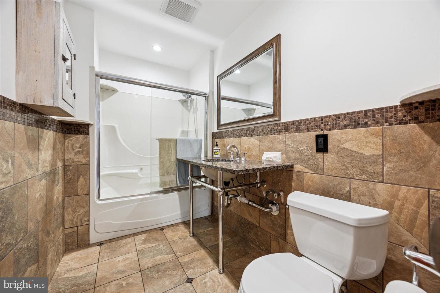 128 Andover Road photo 17