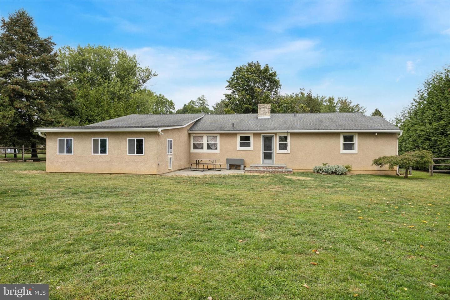 128 Andover Road photo 19