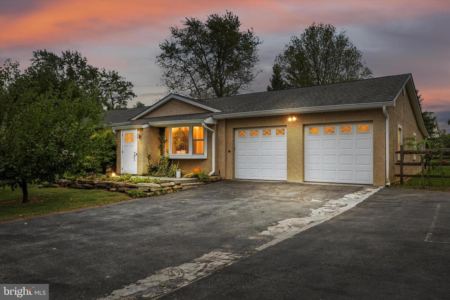 128 Andover Road photo 2