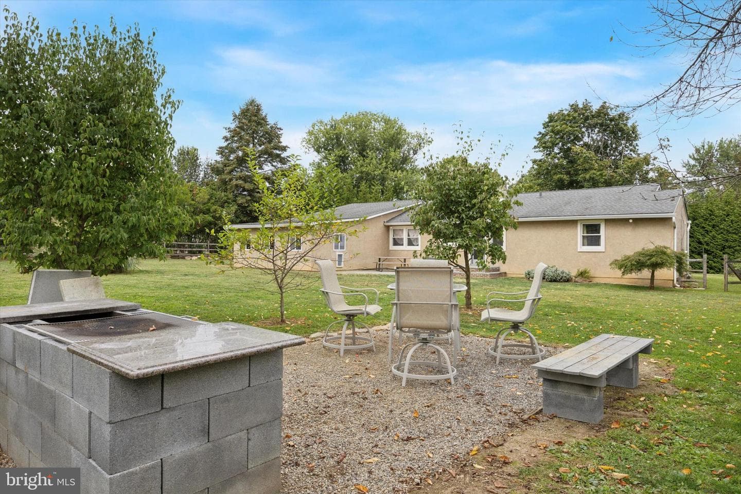 128 Andover Road photo 22