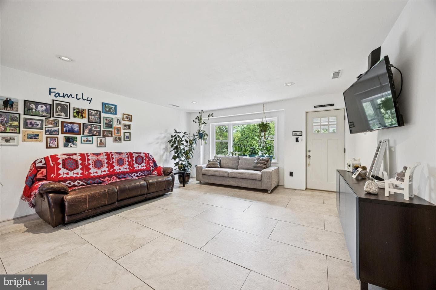 128 Andover Road photo 3