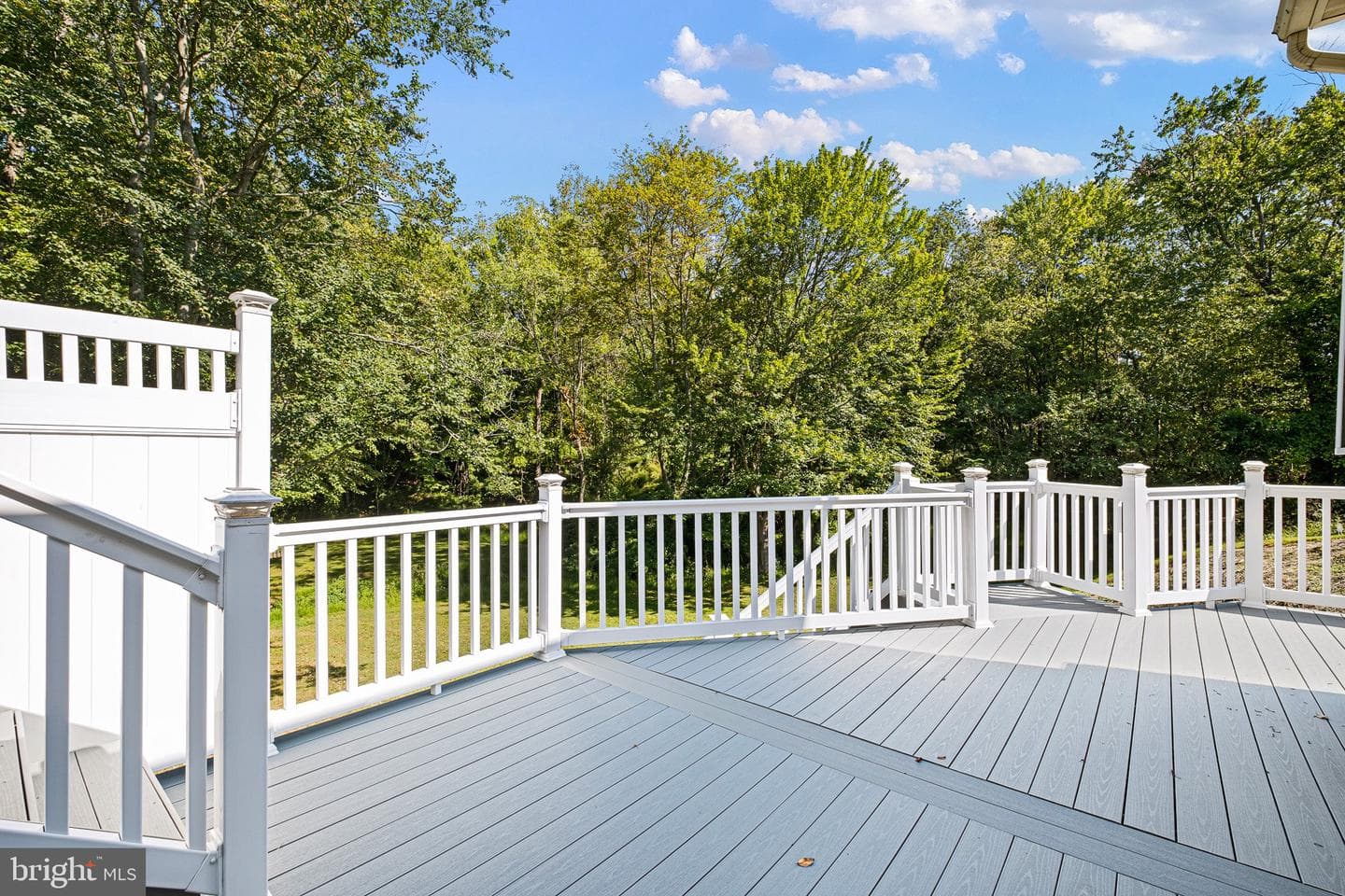 138 Sussex Road photo 40