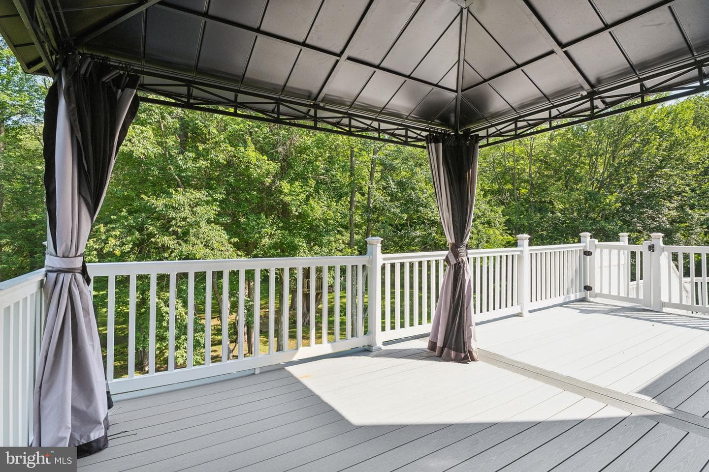 138 Sussex Road photo 42