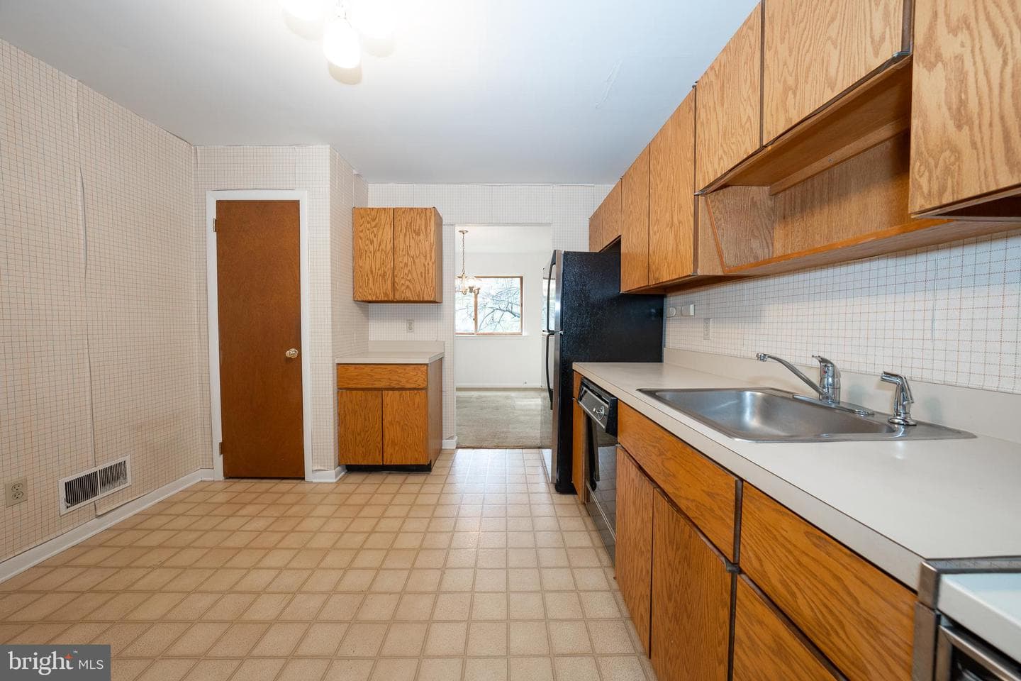 121 Josephs Way photo 14