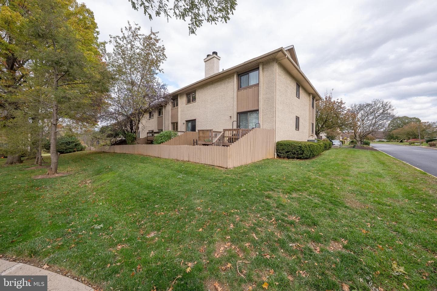 121 Josephs Way photo 35