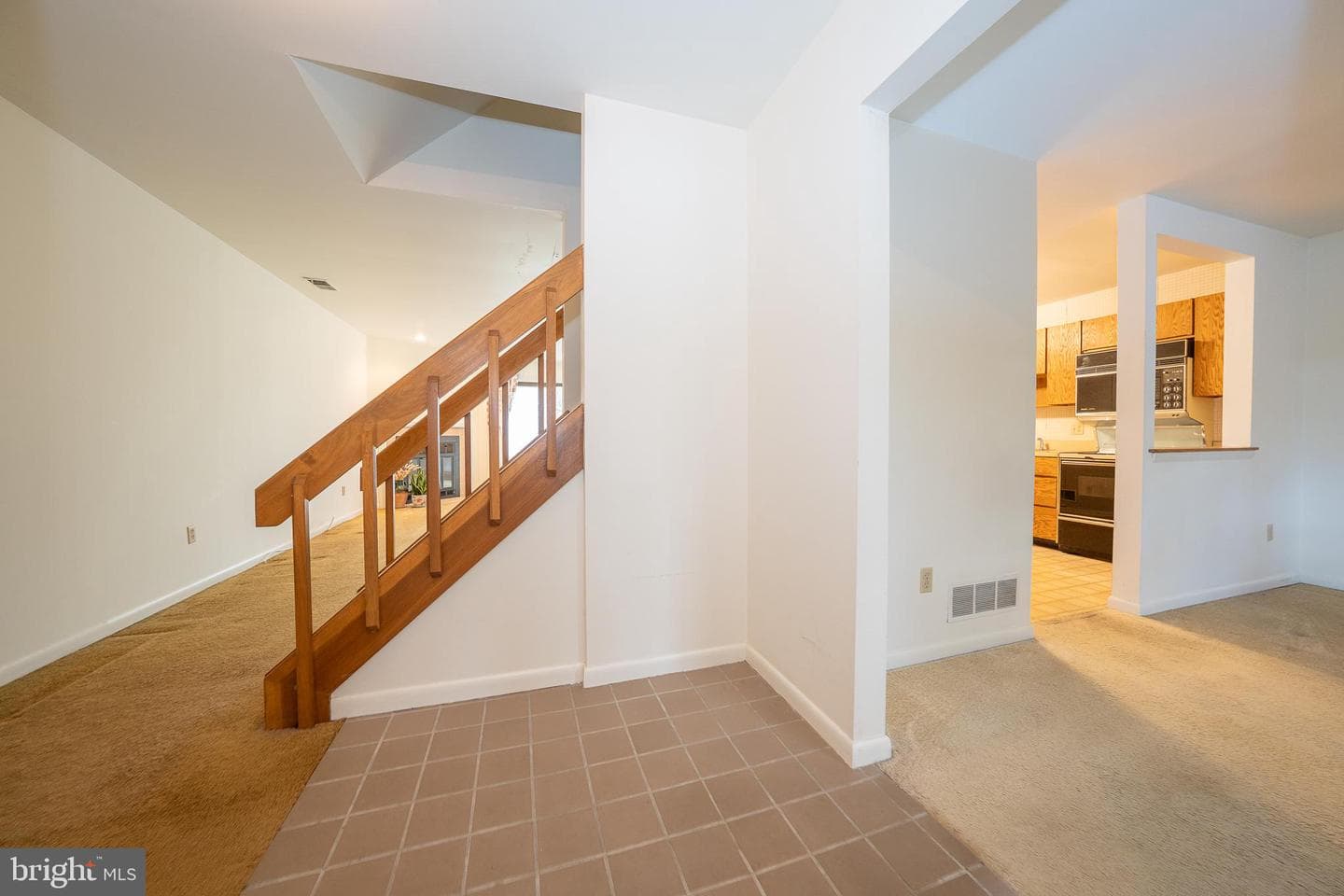 121 Josephs Way photo 5