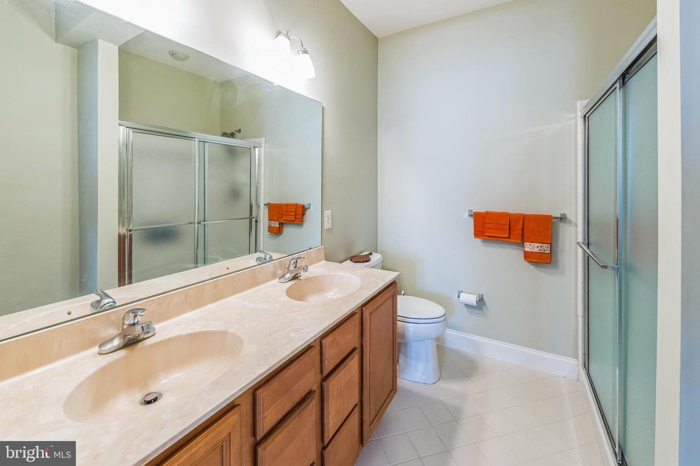 176 Bucktown Xing #4-2-C photo 16