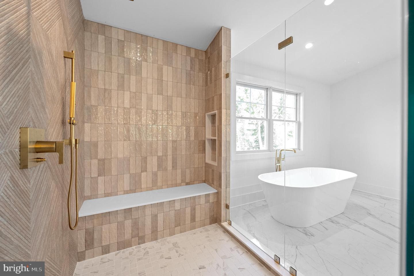 477 Black Swan Lane photo 29