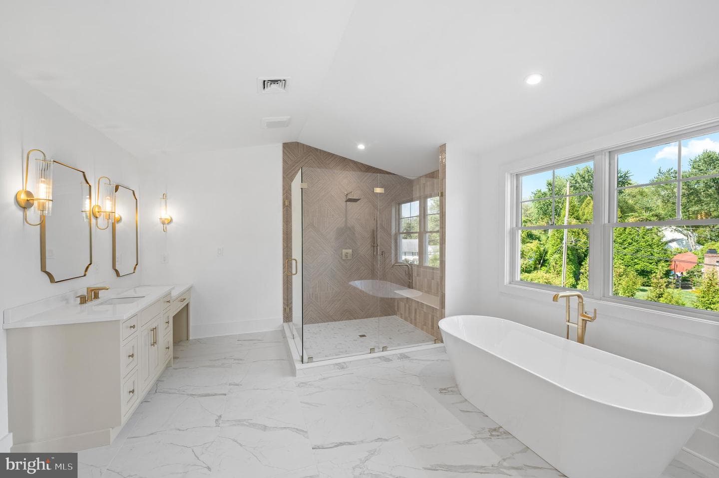 477 Black Swan Lane photo 32